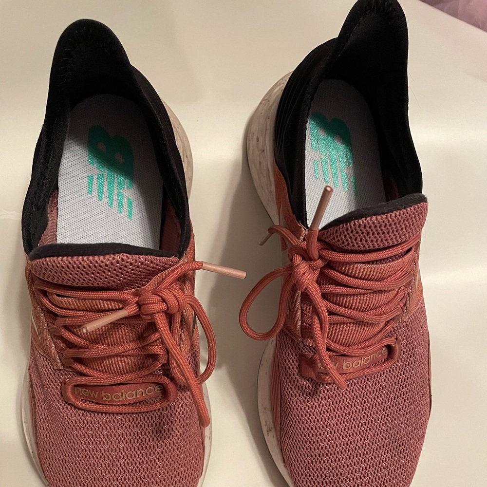 Nike tennis shoes